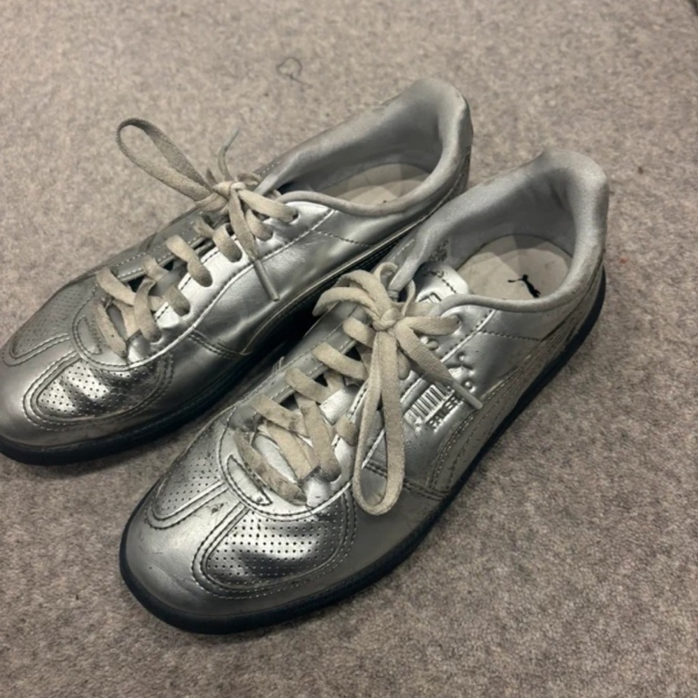 PUMA Women's Silver Sneakers